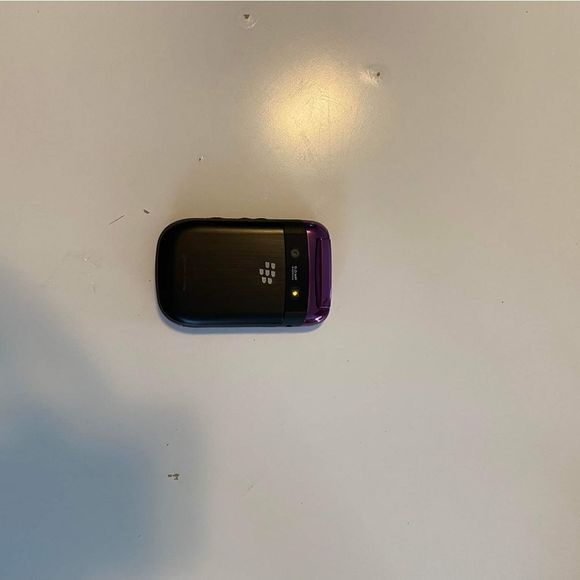 Sprint blackberry phone - Picture 2 of 3